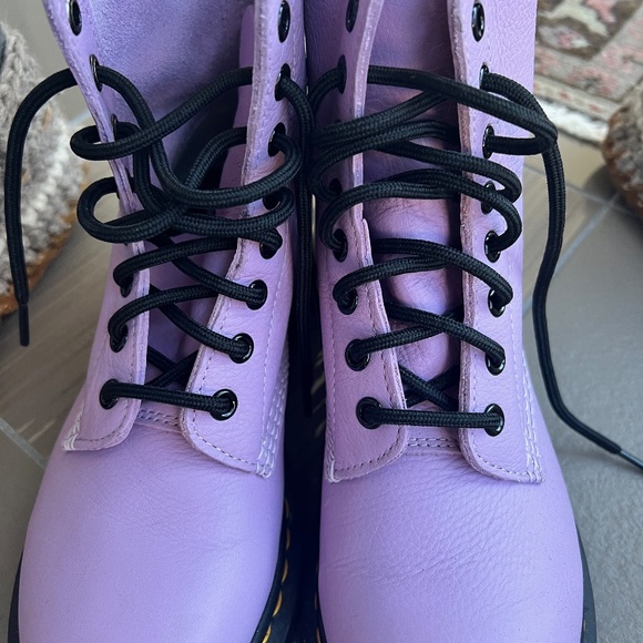 Doc Martens Lilac Boots size 7 - Picture 4 of 7